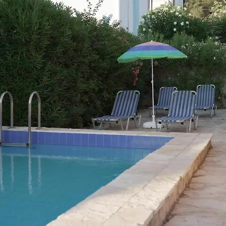Vila The Olive Grove *